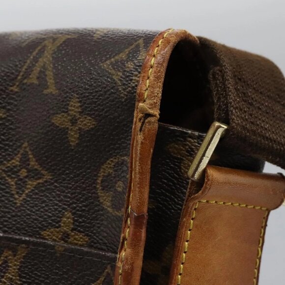 LOUIS VUITTON Monogram Messenger BosphoreGM Shoulder Bag - Picture 11 of 16